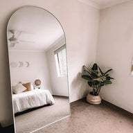 Clover Arch Mirror Minimalist Metal Frame
