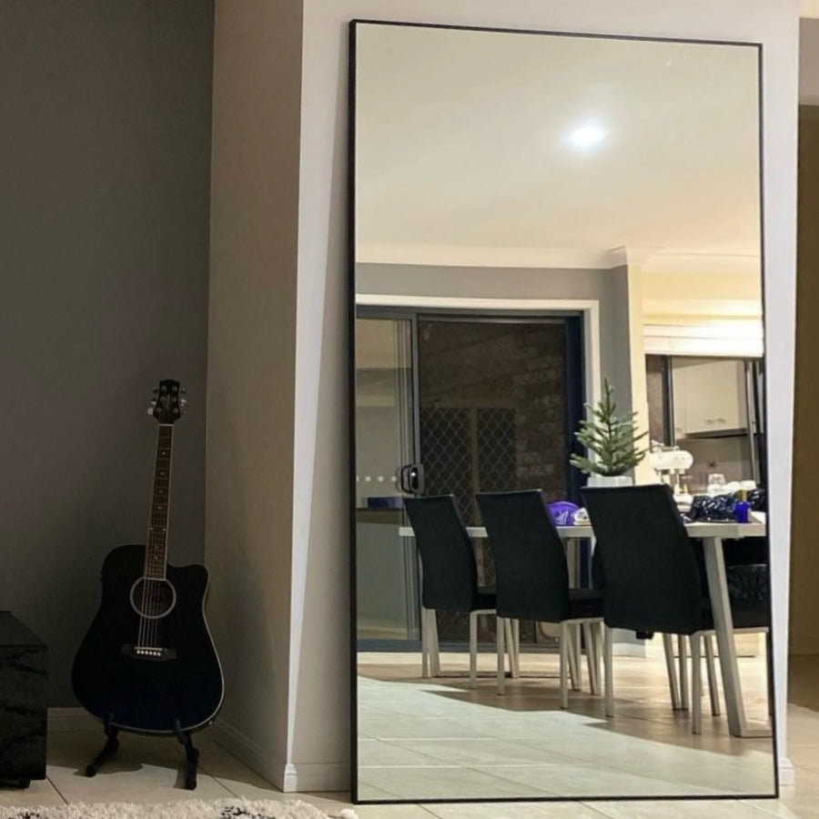 Studio Rectangle Minimalistic Mirror