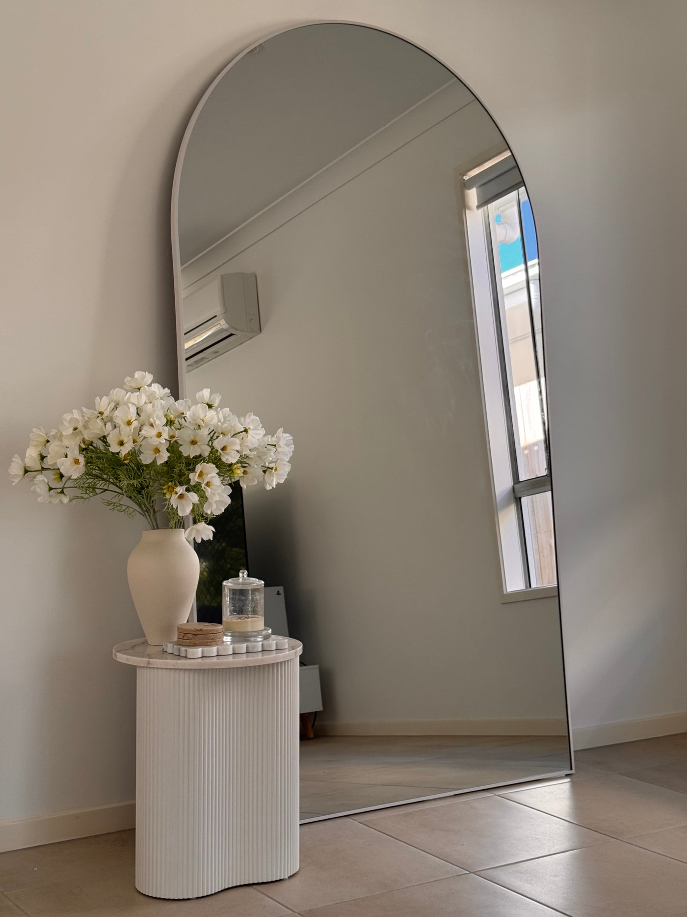 Clover Arch Mirror Minimalist Metal Frame