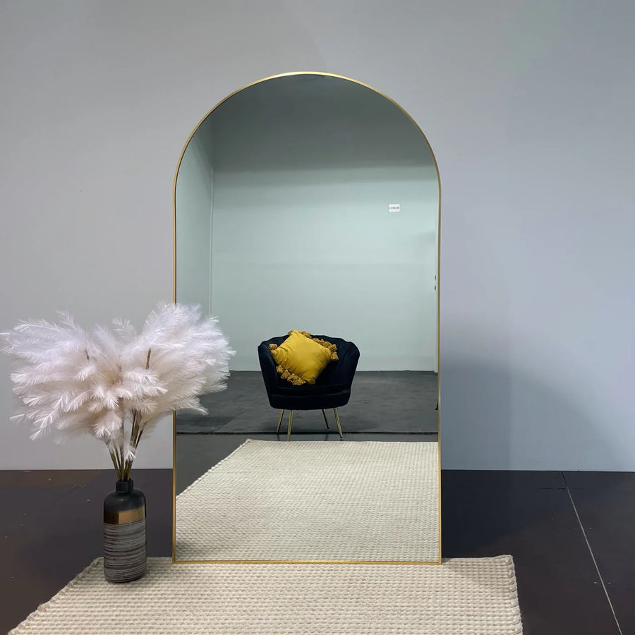 Clover Arch Mirror Minimalist Metal Frame