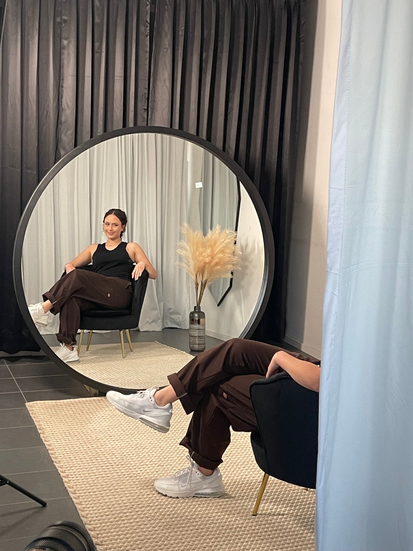 ORA The Wooden Beveled Round Large mirror