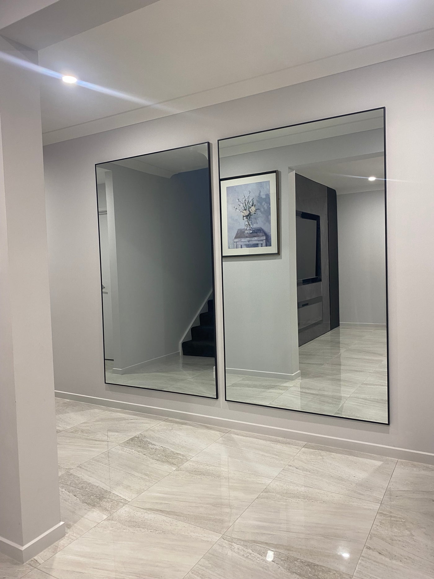 Studio Rectangle Minimalistic Mirror