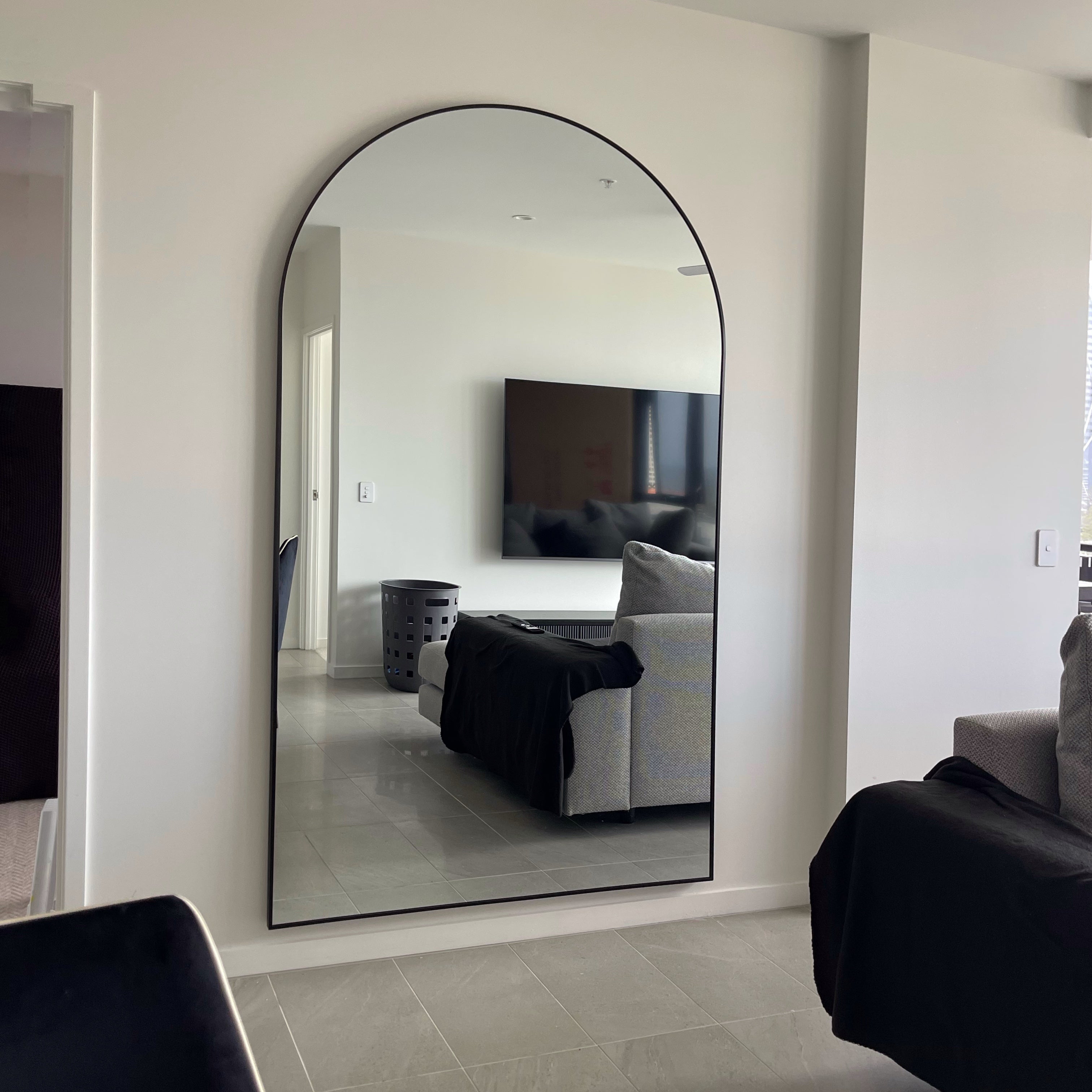 Clover Arch Mirror Minimalist Metal Frame