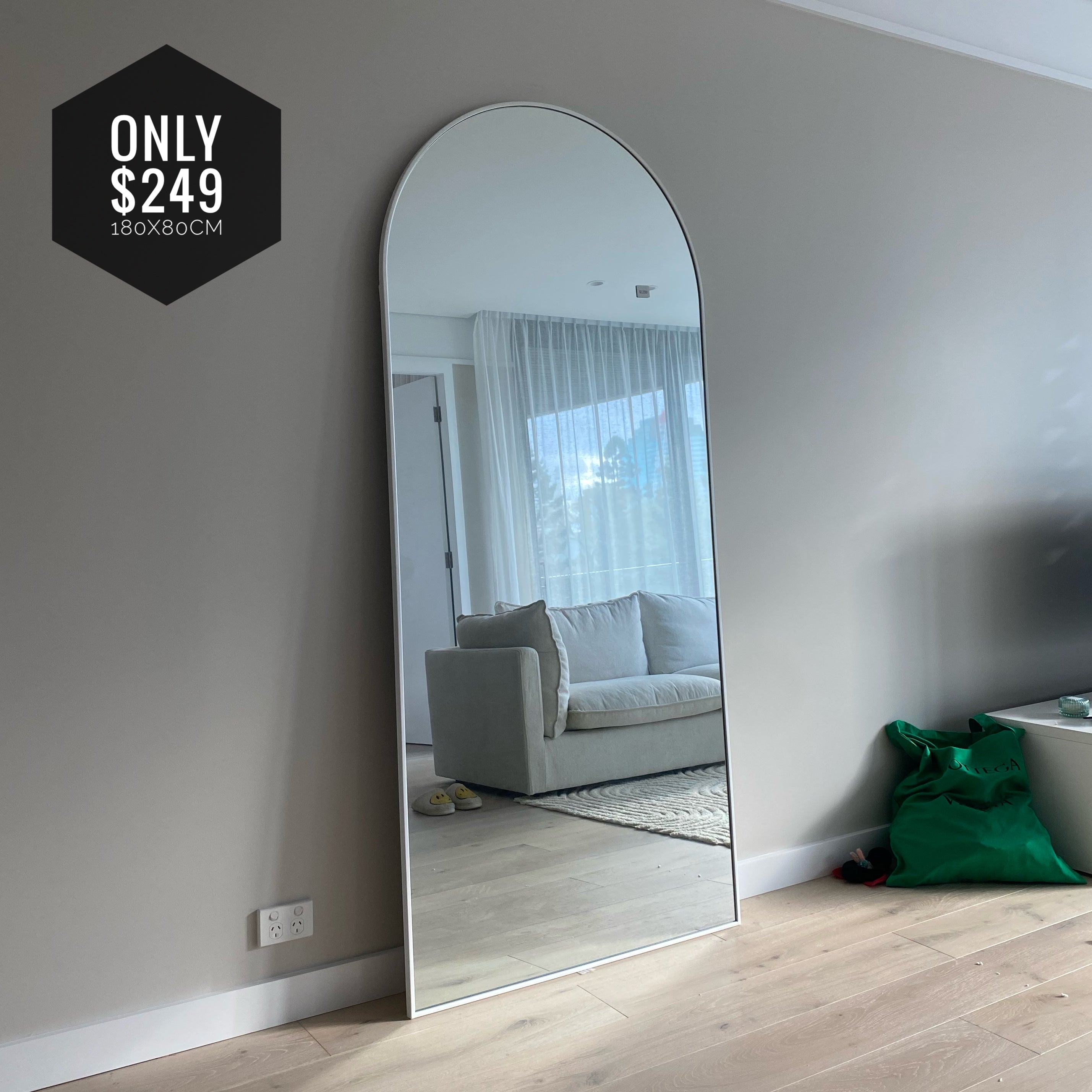 Clover Arch Mirror Minimalist Metal Frame